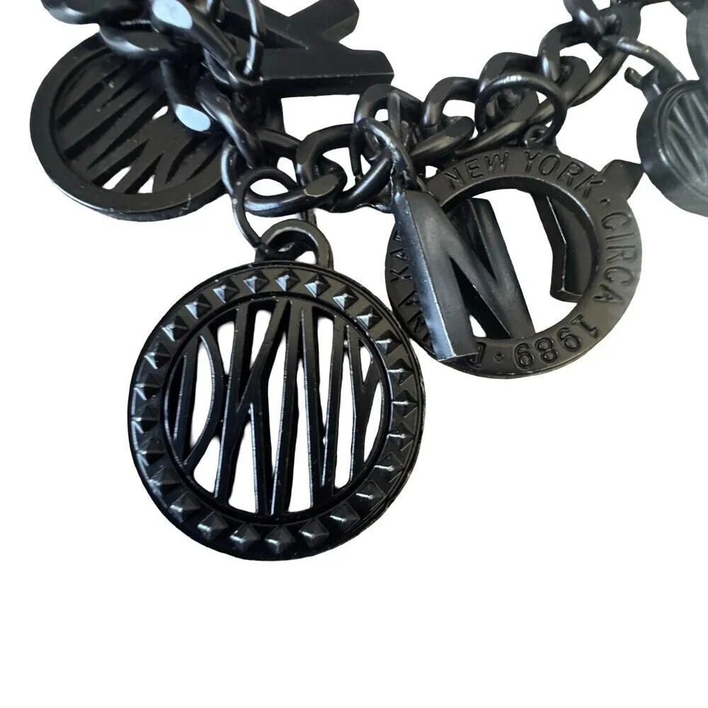 DKNY vintage Subway Token Logo Black Metal Chain Charm Belt 42